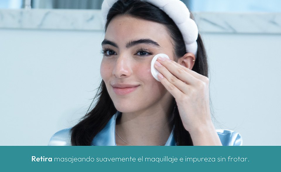 Retira el maquillaje e impurezas